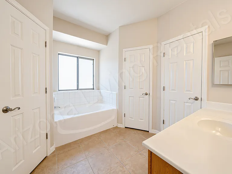 2085 Alan Ladd Dr — Photo 13