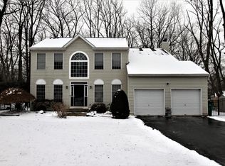 15 Coral Dr, Howell, NJ 07731