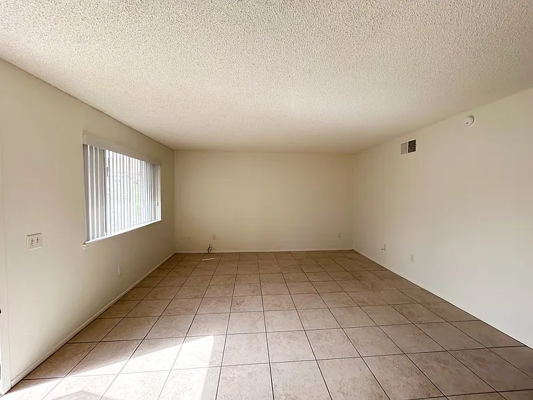 72770 Willow St #1 — Photo 3