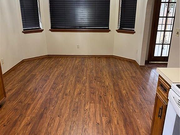 5th image of 5916 N 36th St