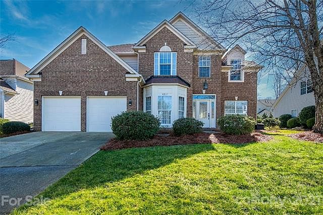 1st image of 8213 Lynnewood Glen Dr