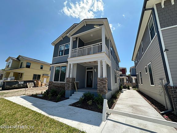 2nd image of 2962 COLLEGE Street