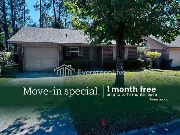 608 Carrier Dr, Pensacola, FL 32506