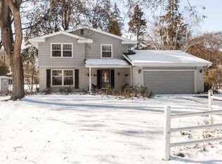3125 Nassau Dr, Brookfield, WI 53045