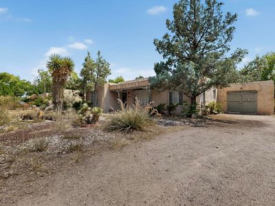 296 Sandia Rd NW, Albuquerque, NM, 87107