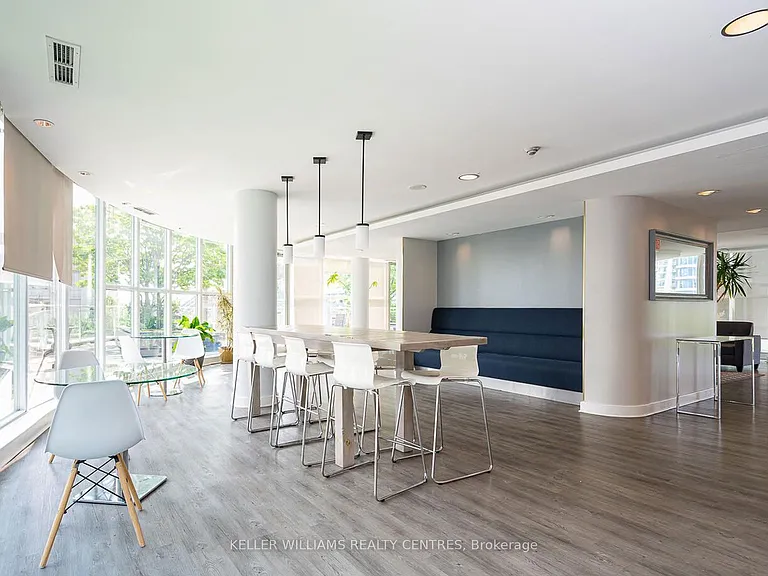 2067 Lake Shore Blvd W #205 — Photo 13