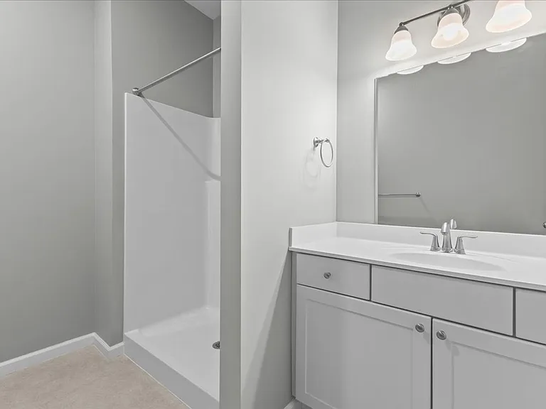 32 Cottonwood Drive — Photo 8