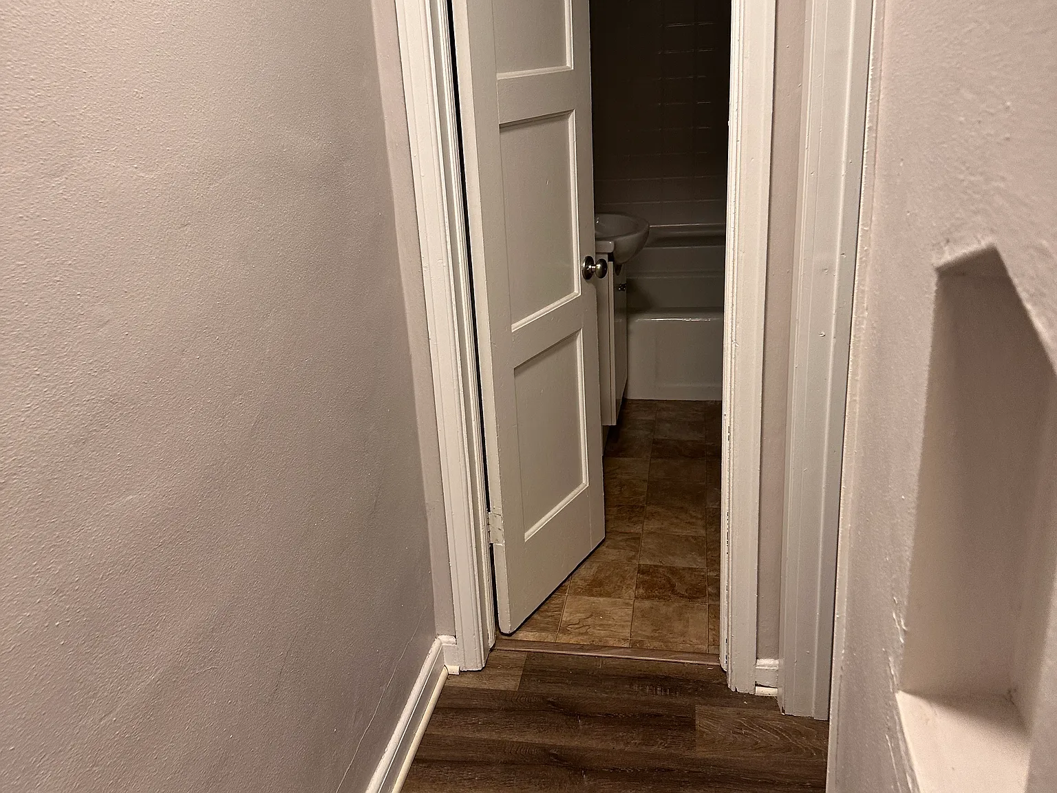 1 bed, 750 sqft, $955 — Photo 3