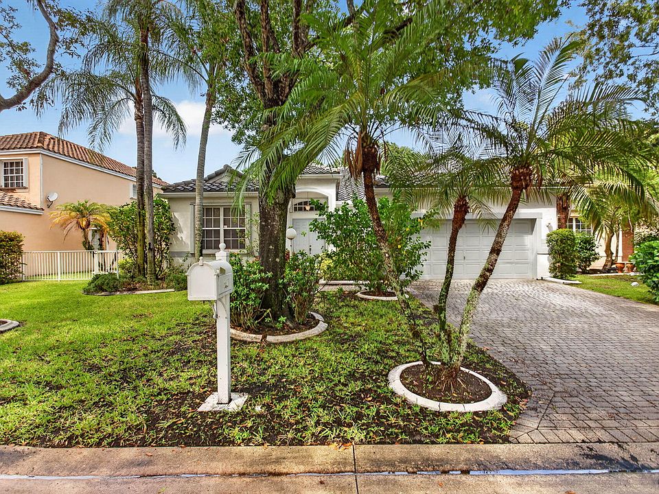1st image of 6621 NW 78th Drive