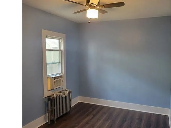 4th image of 4103 Walrad St APT 1B