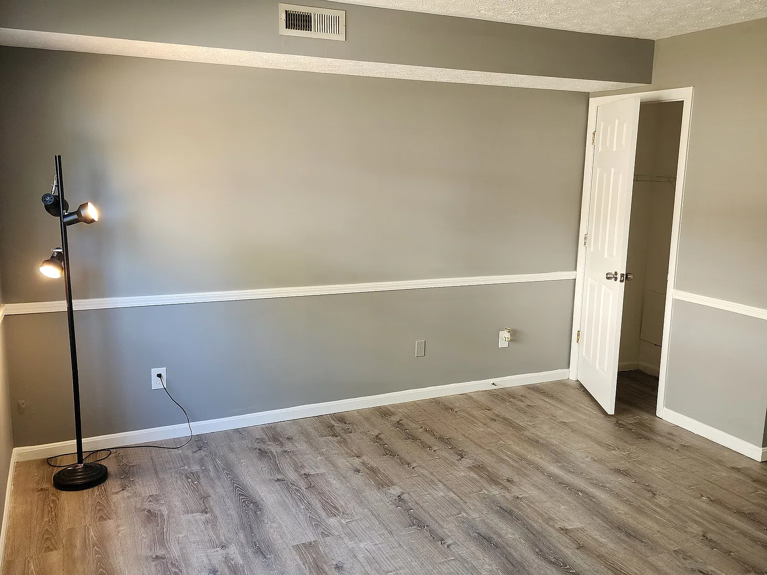 2 bed, 1.5 bath, 960 sqft, $1,499 — Photo 4
