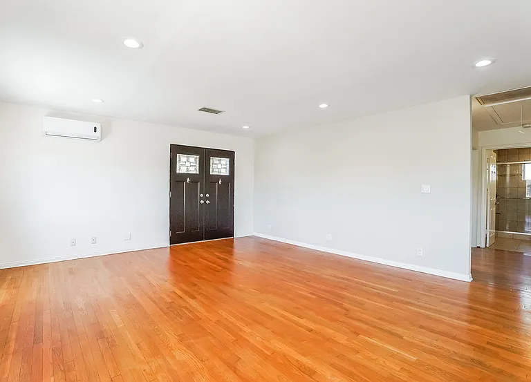 522 Washington St #522 — Photo 5