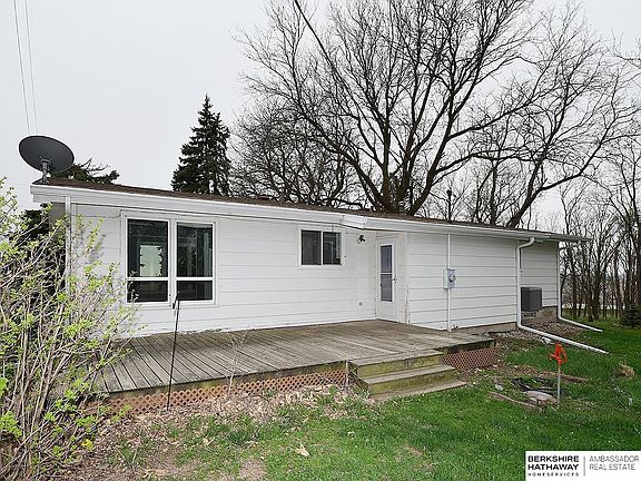 2nd image of 1092 County Road P
