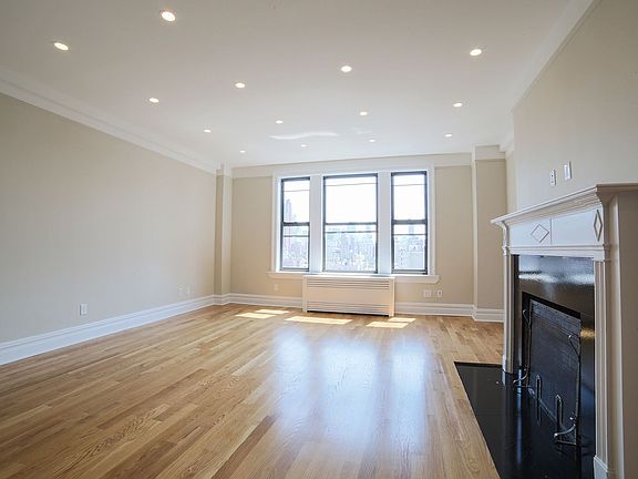 3rd image of 168 W 86th St #12AA
