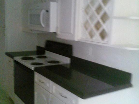 4th image of 4221 NW 19th St APT 276