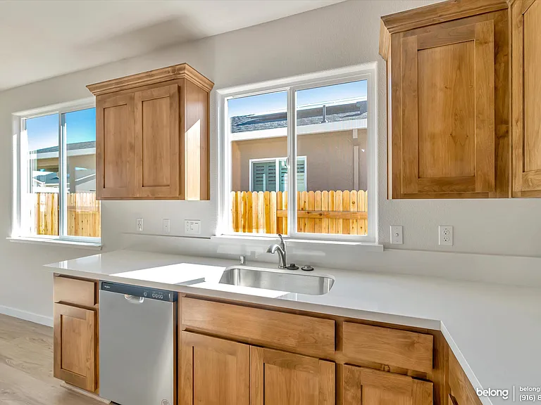 4764 Crawford Pkwy — Photo 8