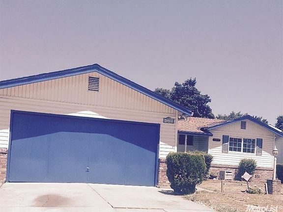 2nd image of 237 Alturas Ave