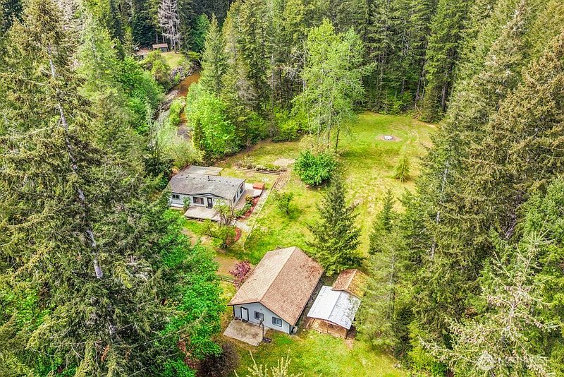 4th image of 3480 NE Belfair Tahuya Road