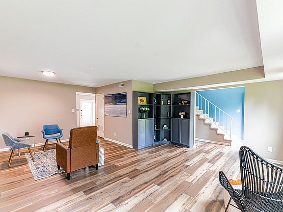 3rd image of 7914 Gleason Dr APT 1051