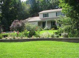 60 Gloucester St, Clifton Park, NY 12065
