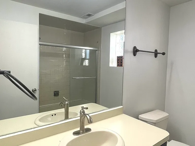 2856 N Mason Ave #BASEMENT — Photo 4