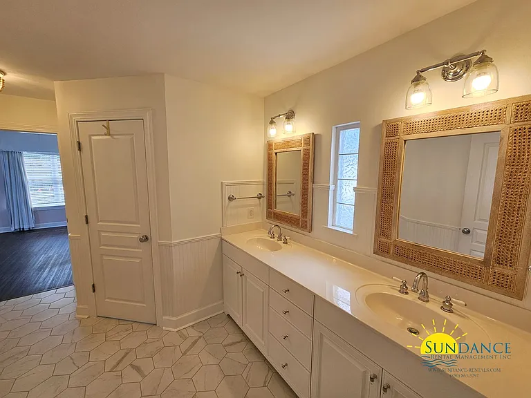 360 Tradewinds Dr — Photo 21