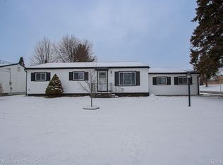 6165 Higgins Ave, Sterling Heights, MI 48314