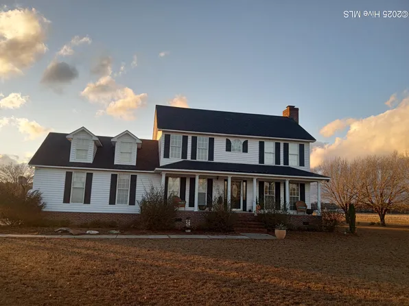 1052 Homer Nance Road, Evergreen, NC 28438