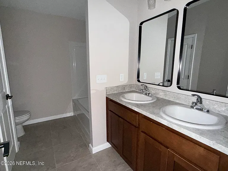 3214 Isabella Ct — Photo 16