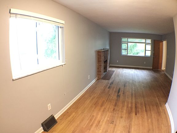 4th image of 329 Telford Ave