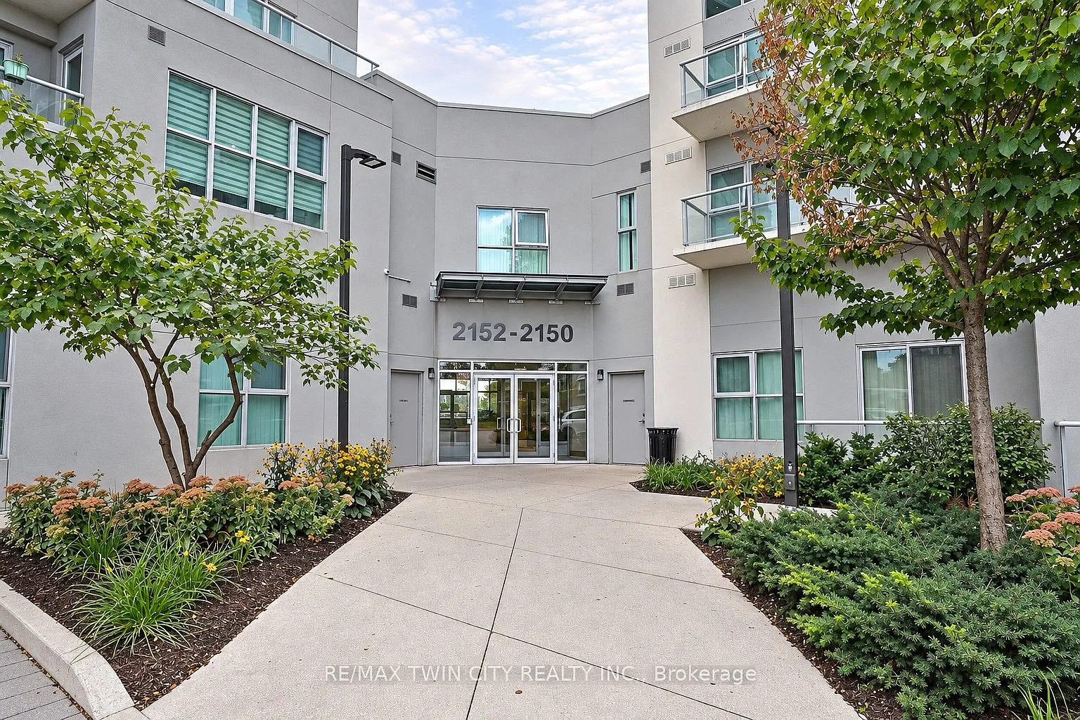 2 bed, $2,150 — Photo 3