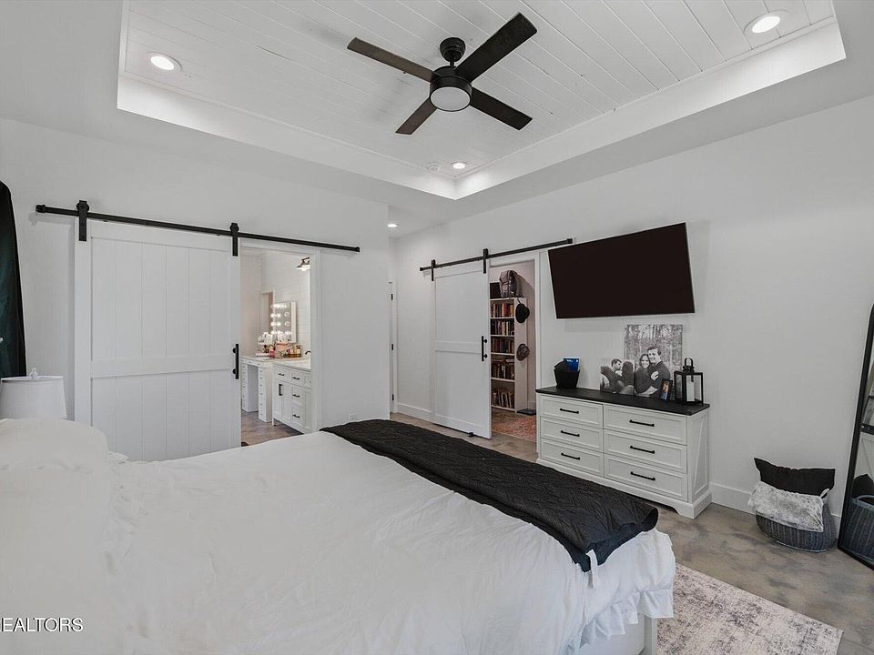 25th image of 8212 Barker Rd