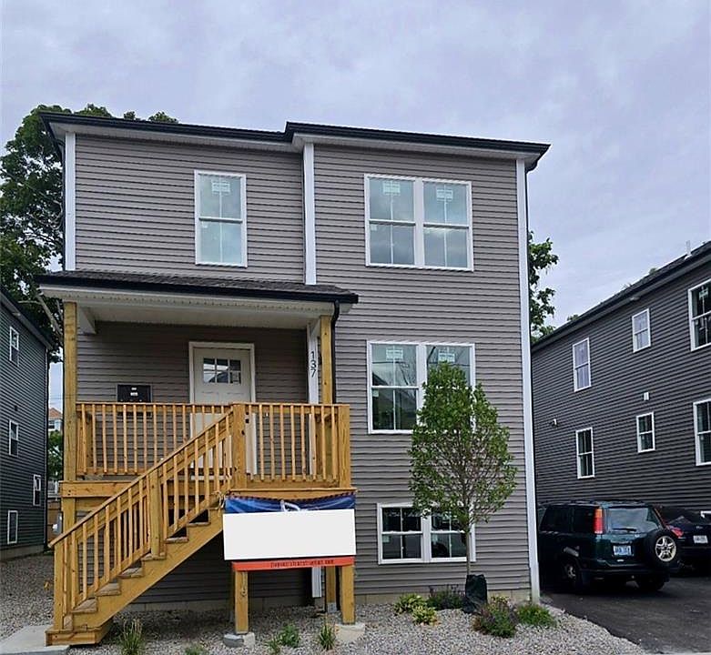 1st image of 137 Stanwood St