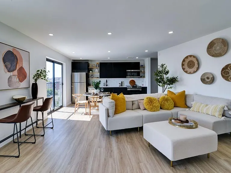 556A Market St #1C — Photo 7