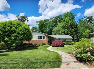 15 Runnymede Rd, Chatham, NJ 07928