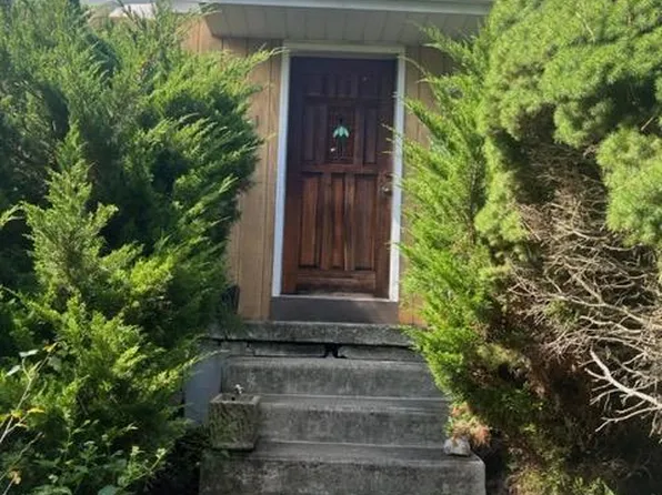 921 Lenton Ave, Barrington, NJ 08007