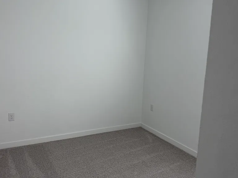 1446 Leticia Gln — Photo 17