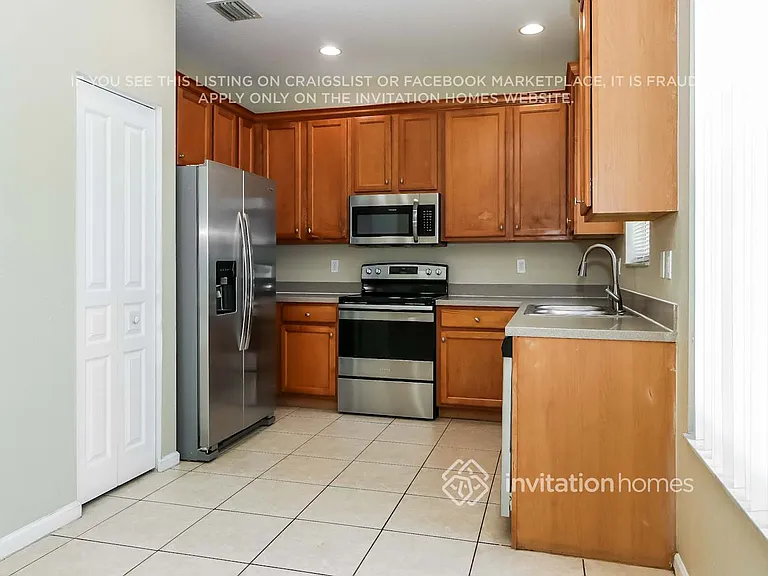 5436 Sealine Blvd — Photo 8