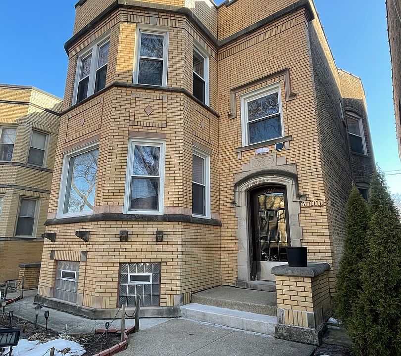1st image of 5717 N Artesian Ave #1