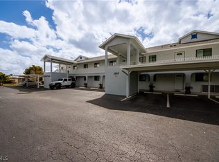 1202 Cape Coral Pkwy W APT 107, Cape Coral, FL 33914
