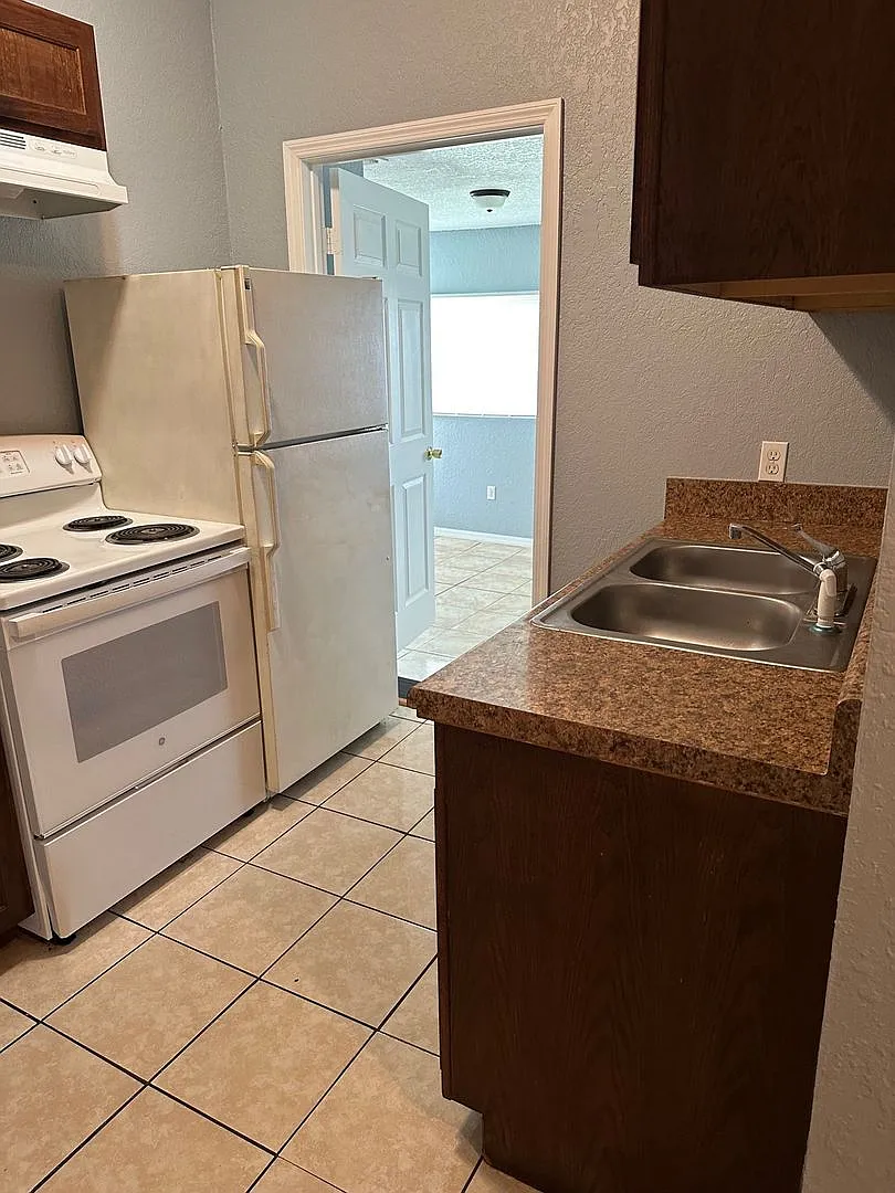 2 Bed/2 Bath in Haines City - ready for immediate move in! — Photo 3