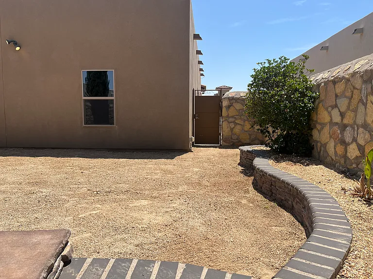14641 Ginger Kerrick — Photo 39