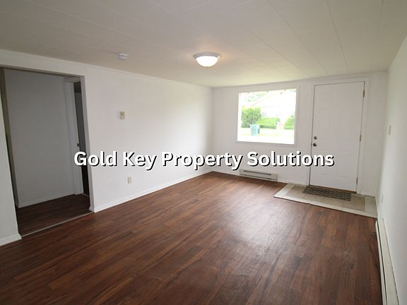 5th image of 2122 S Hoyt Ave W #1210-15