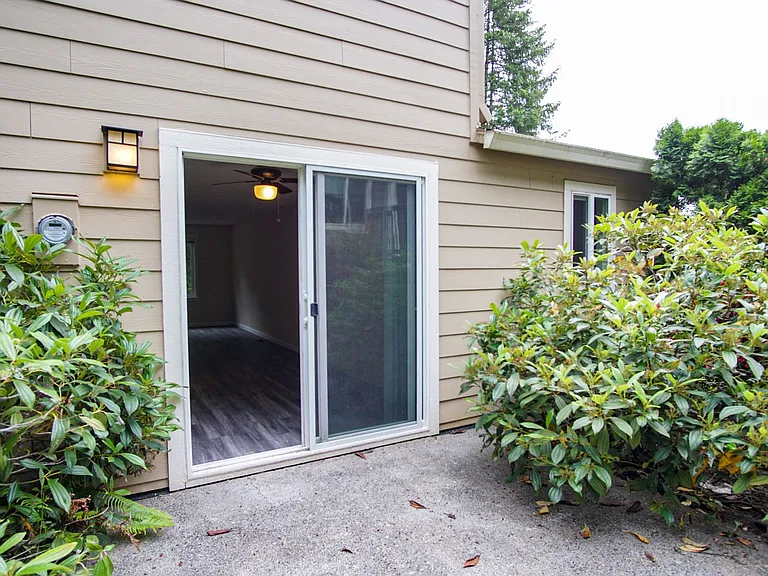 3595 Cedaroak Dr #20 — Photo 18