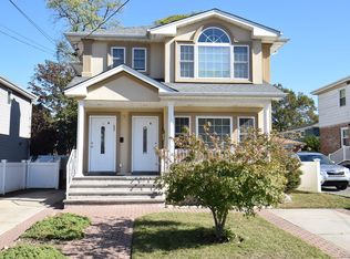 74 Firwood Rd #A, Port Washington, NY 11050