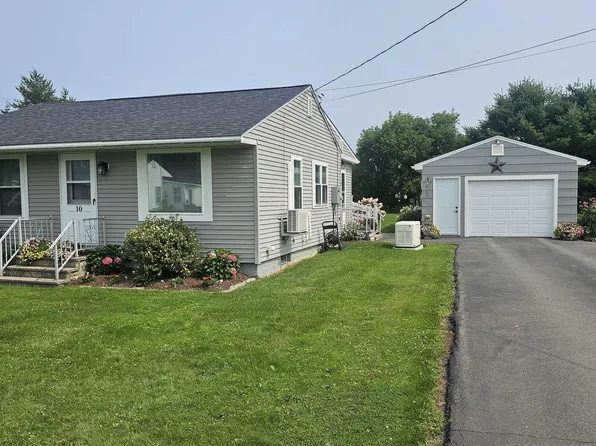 10 Hunt Street, Fort Fairfield, ME 04742