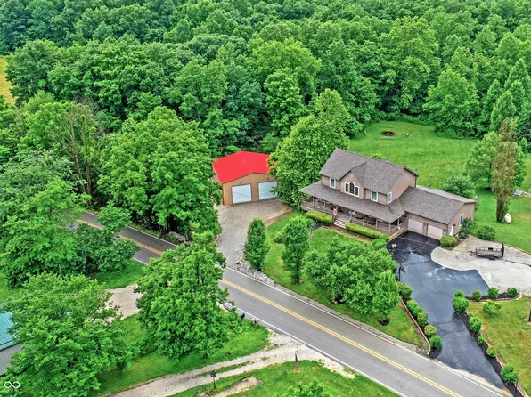 4590 Turkey Track Rd, Martinsville, IN 46151