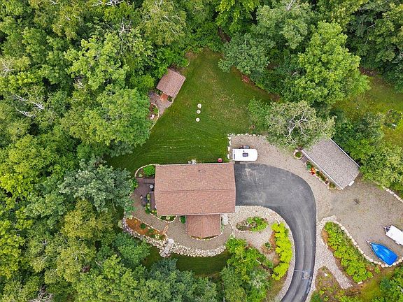 3rd image of 291 Roosevelt Shores Dr NE