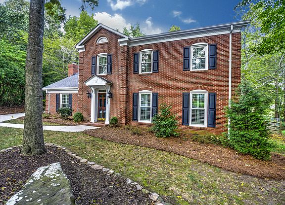 2nd image of 5055 Virginian Ln