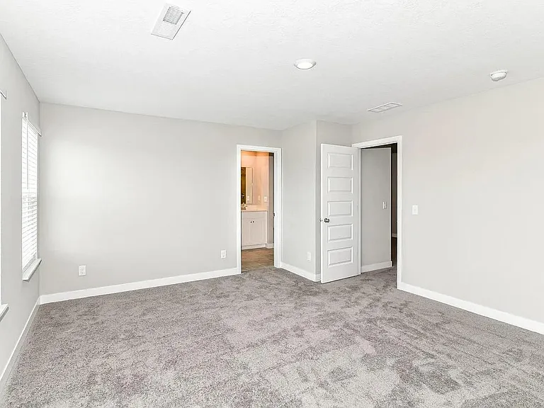 1936 Rowena Ln — Photo 20
